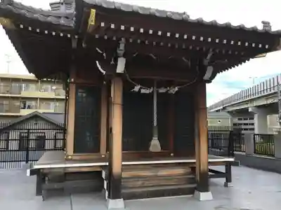 諏訪神社の本殿・本堂