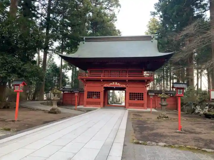 富士山東口本宮 冨士浅間神社の山門・神門