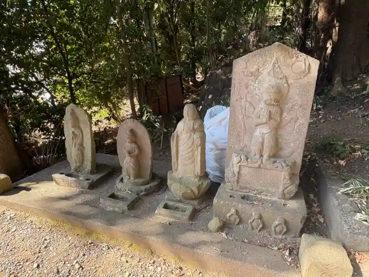 極楽寺の{uncategorized: "未分類", other: "その他", undefined: "問題あり", building: "その他建物", grave: "お墓", sacred_gate: "鳥居", guardian: "狛犬", statue: "像", buddha: "仏像", history: "歴史", nature: "自然", garden: "庭園", animal: "動物", pagoda: "塔", temizu: "手水舎", mountain_gate: "山門・神門", sanctuary: "本殿・本堂", subordinate: "末社・摂社", art: "芸術", scenery: "景色", jizo: "地蔵", ema: "絵馬", goshuin: "御朱印", omikuji: "おみくじ", items: "授与品その他", amulet: "お守り", goshuincho: "御朱印帳", eats: "食事", festival: "お祭り", votive_dance: "神楽", shichigosan: "七五三参", wedding: "結婚式", experience: "体験その他", initially: "初詣", around: "周辺", anti_infection: "感染症対策"}