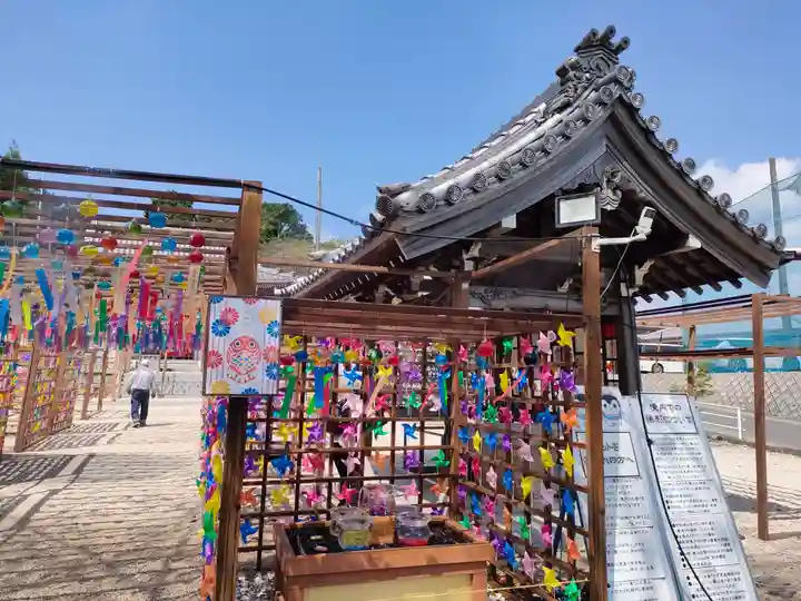 金井神社の手水舎