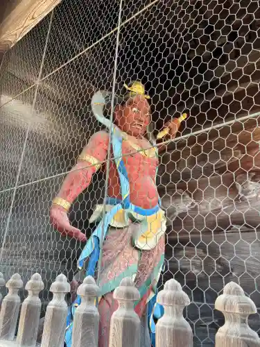 瑞龍寺の{uncategorized: "未分類", other: "その他", undefined: "問題あり", building: "その他建物", grave: "お墓", sacred_gate: "鳥居", guardian: "狛犬", statue: "像", buddha: "仏像", history: "歴史", nature: "自然", garden: "庭園", animal: "動物", pagoda: "塔", temizu: "手水舎", mountain_gate: "山門・神門", sanctuary: "本殿・本堂", subordinate: "末社・摂社", art: "芸術", scenery: "景色", jizo: "地蔵", ema: "絵馬", goshuin: "御朱印", omikuji: "おみくじ", items: "授与品その他", amulet: "お守り", goshuincho: "御朱印帳", eats: "食事", festival: "お祭り", votive_dance: "神楽", shichigosan: "七五三参", wedding: "結婚式", experience: "体験その他", initially: "初詣", around: "周辺", anti_infection: "感染症対策"}