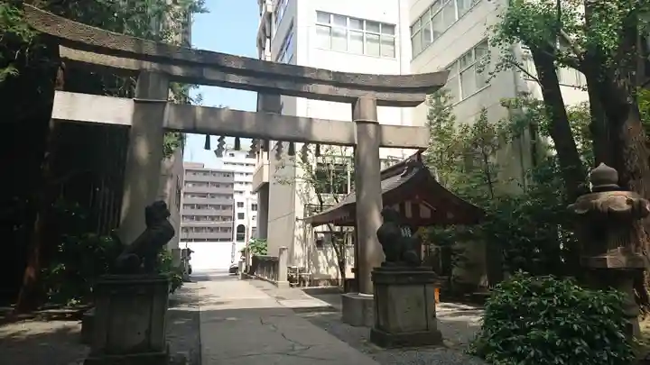 日本橋日枝神社の鳥居