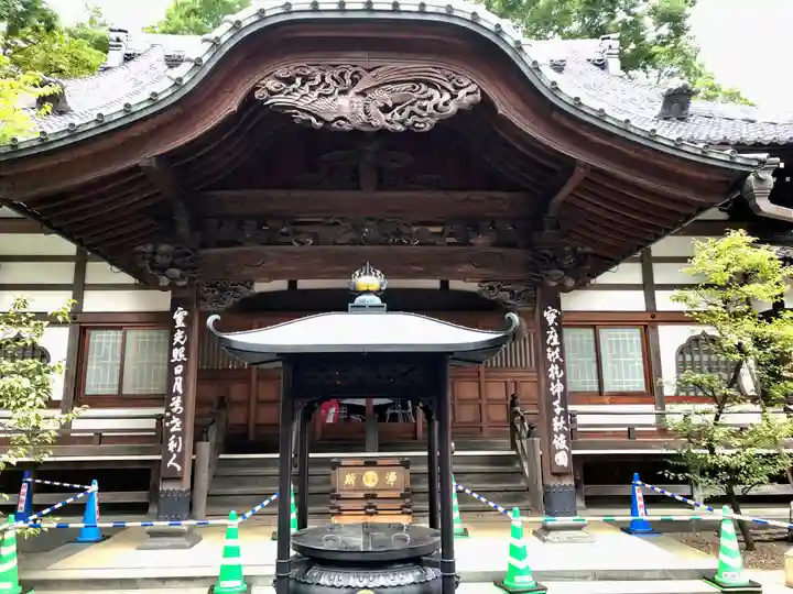 月窓寺の本殿・本堂