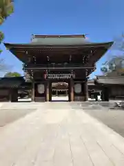 寒川神社の山門