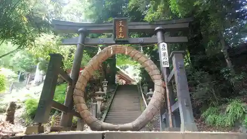 八王寺の鳥居