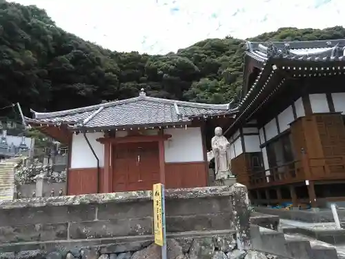 養福寺の建物その他