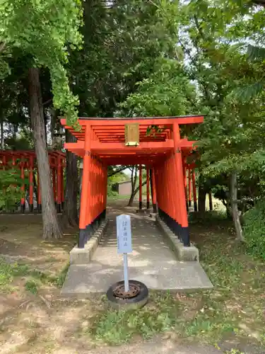 高繁大明神(稲荷)の鳥居