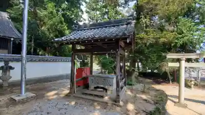 伊知多神社の手水舎