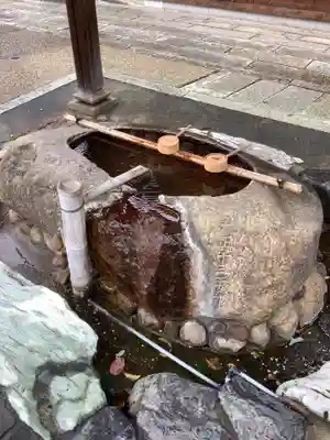素盞男神社の手水舎