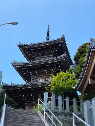 勝行院(法海寺)の本殿