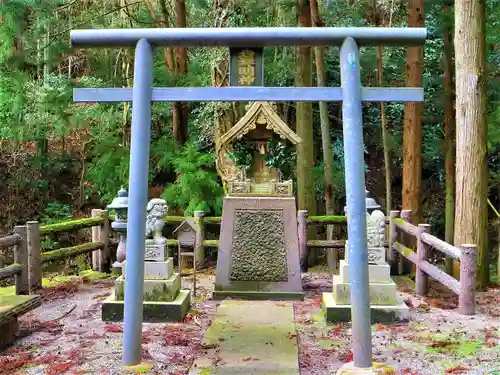 岩坪明神(島根県)