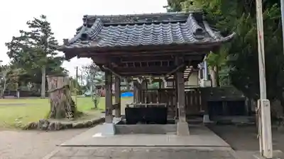 鶴谷八幡宮の手水舎
