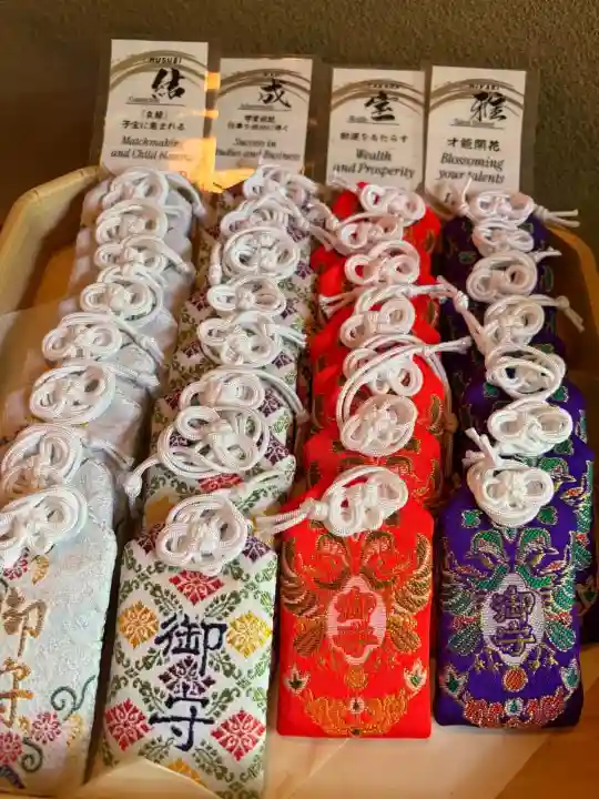 主乃雅神社の{uncategorized: "未分類", other: "その他", undefined: "問題あり", building: "その他建物", grave: "お墓", sacred_gate: "鳥居", guardian: "狛犬", statue: "像", buddha: "仏像", history: "歴史", nature: "自然", garden: "庭園", animal: "動物", pagoda: "塔", temizu: "手水舎", mountain_gate: "山門・神門", sanctuary: "本殿・本堂", subordinate: "末社・摂社", art: "芸術", scenery: "景色", jizo: "地蔵", ema: "絵馬", goshuin: "御朱印", omikuji: "おみくじ", items: "授与品その他", amulet: "お守り", goshuincho: "御朱印帳", eats: "食事", festival: "お祭り", votive_dance: "神楽", shichigosan: "七五三参", wedding: "結婚式", experience: "体験その他", initially: "初詣", around: "周辺", anti_infection: "感染症対策"}