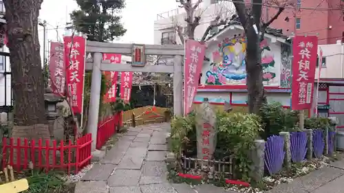 吉原弁財天本宮（吉原神社奥宮）の鳥居