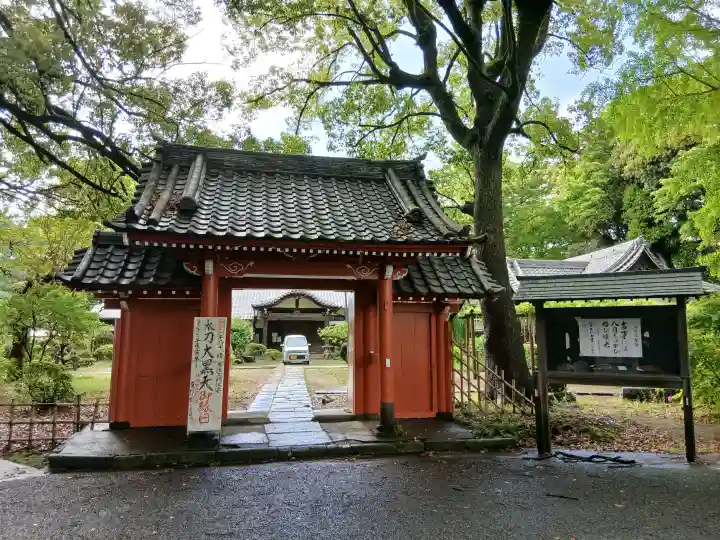 弘法寺の{uncategorized: "未分類", other: "その他", undefined: "問題あり", building: "その他建物", grave: "お墓", sacred_gate: "鳥居", guardian: "狛犬", statue: "像", buddha: "仏像", history: "歴史", nature: "自然", garden: "庭園", animal: "動物", pagoda: "塔", temizu: "手水舎", mountain_gate: "山門・神門", sanctuary: "本殿・本堂", subordinate: "末社・摂社", art: "芸術", scenery: "景色", jizo: "地蔵", ema: "絵馬", goshuin: "御朱印", omikuji: "おみくじ", items: "授与品その他", amulet: "お守り", goshuincho: "御朱印帳", eats: "食事", festival: "お祭り", votive_dance: "神楽", shichigosan: "七五三参", wedding: "結婚式", experience: "体験その他", initially: "初詣", around: "周辺", anti_infection: "感染症対策"}