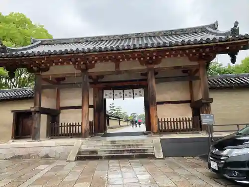 法隆寺の山門