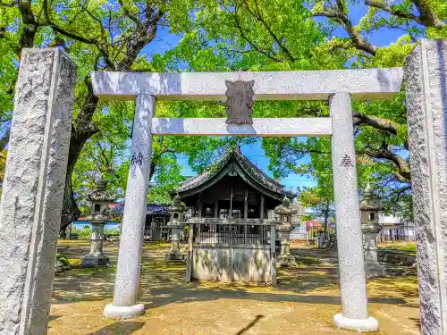 神明社（曽本神明社）の鳥居