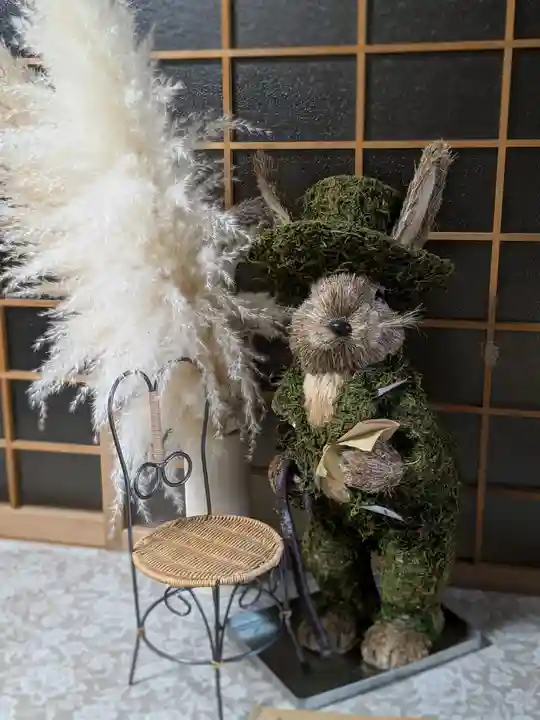 彌彦神社 (伊夜日子神社)の像