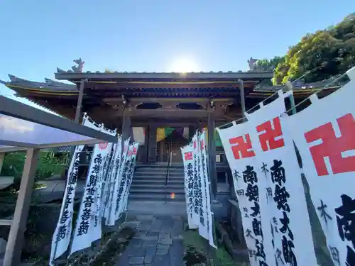 観福寺の本殿・本堂
