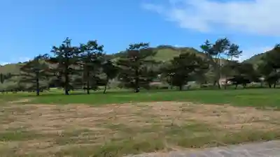 西様似神社の庭園