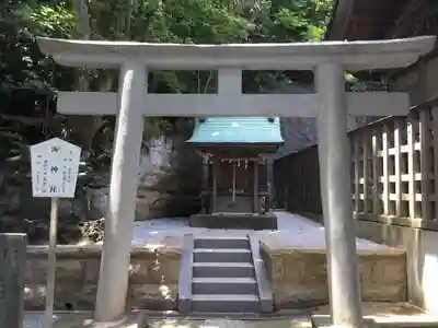 小動神社の末社・摂社