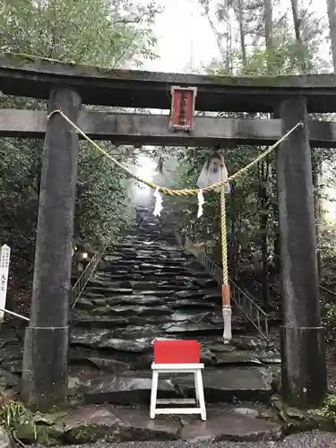 東霧島神社の鳥居