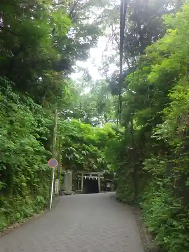 銭洗弁財天宇賀福神社の周辺
