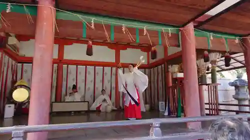 石清水八幡宮の神楽