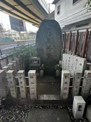飛田 慈母観音の{uncategorized: "未分類", other: "その他", undefined: "問題あり", building: "その他建物", grave: "お墓", sacred_gate: "鳥居", guardian: "狛犬", statue: "像", buddha: "仏像", history: "歴史", nature: "自然", garden: "庭園", animal: "動物", pagoda: "塔", temizu: "手水舎", mountain_gate: "山門・神門", sanctuary: "本殿・本堂", subordinate: "末社・摂社", art: "芸術", scenery: "景色", jizo: "地蔵", ema: "絵馬", goshuin: "御朱印", omikuji: "おみくじ", items: "授与品その他", amulet: "お守り", goshuincho: "御朱印帳", eats: "食事", festival: "お祭り", votive_dance: "神楽", shichigosan: "七五三参", wedding: "結婚式", experience: "体験その他", initially: "初詣", around: "周辺", anti_infection: "感染症対策"}