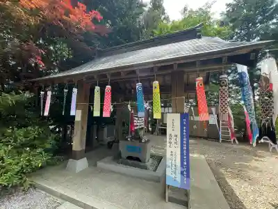 滑川神社 - 仕事と子どもの守り神の{uncategorized: "未分類", other: "その他", undefined: "問題あり", building: "その他建物", grave: "お墓", sacred_gate: "鳥居", guardian: "狛犬", statue: "像", buddha: "仏像", history: "歴史", nature: "自然", garden: "庭園", animal: "動物", pagoda: "塔", temizu: "手水舎", mountain_gate: "山門・神門", sanctuary: "本殿・本堂", subordinate: "末社・摂社", art: "芸術", scenery: "景色", jizo: "地蔵", ema: "絵馬", goshuin: "御朱印", omikuji: "おみくじ", items: "授与品その他", amulet: "お守り", goshuincho: "御朱印帳", eats: "食事", festival: "お祭り", votive_dance: "神楽", shichigosan: "七五三参", wedding: "結婚式", experience: "体験その他", initially: "初詣", around: "周辺", anti_infection: "感染症対策"}