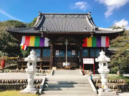 埼玉厄除け開運大師・龍泉寺（切り絵御朱印発祥の寺）の本殿