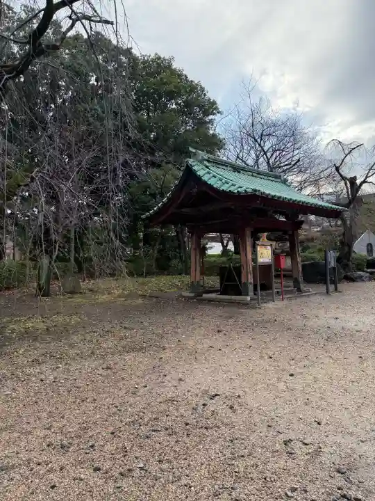 増上寺の{uncategorized: "未分類", other: "その他", undefined: "問題あり", building: "その他建物", grave: "お墓", sacred_gate: "鳥居", guardian: "狛犬", statue: "像", buddha: "仏像", history: "歴史", nature: "自然", garden: "庭園", animal: "動物", pagoda: "塔", temizu: "手水舎", mountain_gate: "山門・神門", sanctuary: "本殿・本堂", subordinate: "末社・摂社", art: "芸術", scenery: "景色", jizo: "地蔵", ema: "絵馬", goshuin: "御朱印", omikuji: "おみくじ", items: "授与品その他", amulet: "お守り", goshuincho: "御朱印帳", eats: "食事", festival: "お祭り", votive_dance: "神楽", shichigosan: "七五三参", wedding: "結婚式", experience: "体験その他", initially: "初詣", around: "周辺", anti_infection: "感染症対策"}