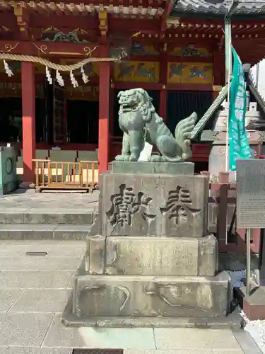 浅草神社の狛犬