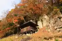 三輪神社の本殿・本堂