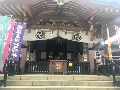 今戸神社の本殿・本堂