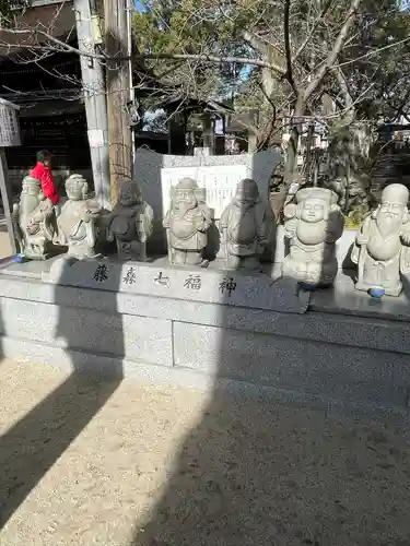 藤森神社の像