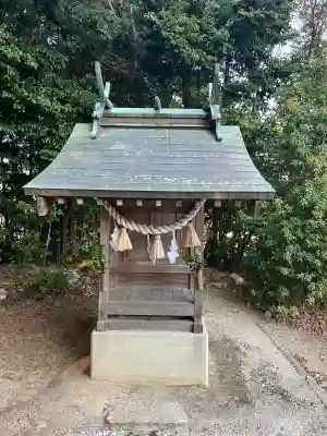 多賀雄神社の{uncategorized: "未分類", other: "その他", undefined: "問題あり", building: "その他建物", grave: "お墓", sacred_gate: "鳥居", guardian: "狛犬", statue: "像", buddha: "仏像", history: "歴史", nature: "自然", garden: "庭園", animal: "動物", pagoda: "塔", temizu: "手水舎", mountain_gate: "山門・神門", sanctuary: "本殿・本堂", subordinate: "末社・摂社", art: "芸術", scenery: "景色", jizo: "地蔵", ema: "絵馬", goshuin: "御朱印", omikuji: "おみくじ", items: "授与品その他", amulet: "お守り", goshuincho: "御朱印帳", eats: "食事", festival: "お祭り", votive_dance: "神楽", shichigosan: "七五三参", wedding: "結婚式", experience: "体験その他", initially: "初詣", around: "周辺", anti_infection: "感染症対策"}
