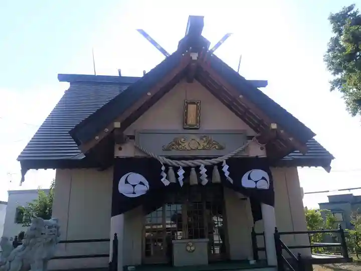 三里塚神社の本殿・本堂