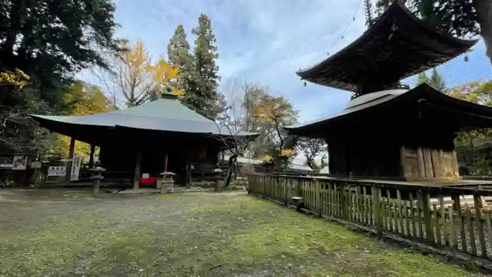 岩湧寺の建物その他