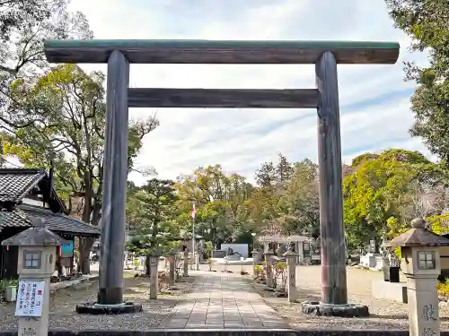 滋賀県護国神社の鳥居