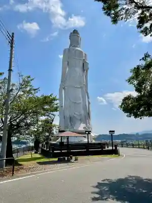 韮崎平和観音(山梨県)