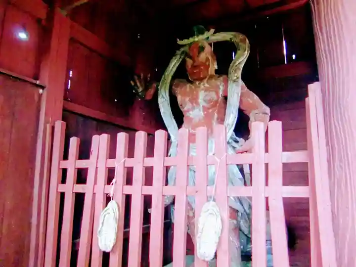 薬王院円如寺の像