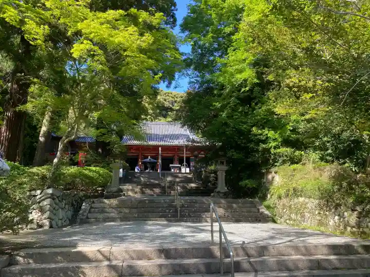 観心寺の{uncategorized: "未分類", other: "その他", undefined: "問題あり", building: "その他建物", grave: "お墓", sacred_gate: "鳥居", guardian: "狛犬", statue: "像", buddha: "仏像", history: "歴史", nature: "自然", garden: "庭園", animal: "動物", pagoda: "塔", temizu: "手水舎", mountain_gate: "山門・神門", sanctuary: "本殿・本堂", subordinate: "末社・摂社", art: "芸術", scenery: "景色", jizo: "地蔵", ema: "絵馬", goshuin: "御朱印", omikuji: "おみくじ", items: "授与品その他", amulet: "お守り", goshuincho: "御朱印帳", eats: "食事", festival: "お祭り", votive_dance: "神楽", shichigosan: "七五三参", wedding: "結婚式", experience: "体験その他", initially: "初詣", around: "周辺", anti_infection: "感染症対策"}