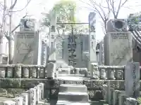 富岡八幡宮の{uncategorized: "未分類", other: "その他", undefined: "問題あり", building: "その他建物", grave: "お墓", sacred_gate: "鳥居", guardian: "狛犬", statue: "像", buddha: "仏像", history: "歴史", nature: "自然", garden: "庭園", animal: "動物", pagoda: "塔", temizu: "手水舎", mountain_gate: "山門・神門", sanctuary: "本殿・本堂", subordinate: "末社・摂社", art: "芸術", scenery: "景色", jizo: "地蔵", ema: "絵馬", goshuin: "御朱印", omikuji: "おみくじ", items: "授与品その他", amulet: "お守り", goshuincho: "御朱印帳", eats: "食事", festival: "お祭り", votive_dance: "神楽", shichigosan: "七五三参", wedding: "結婚式", experience: "体験その他", initially: "初詣", around: "周辺", anti_infection: "感染症対策"}