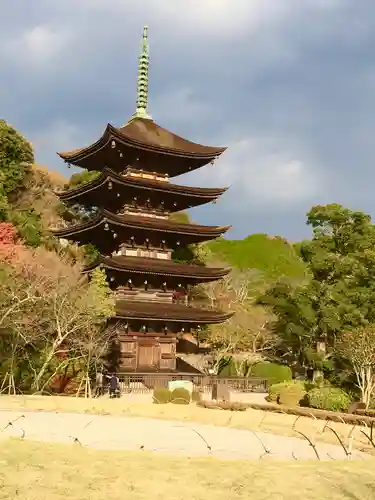 瑠璃光寺の塔