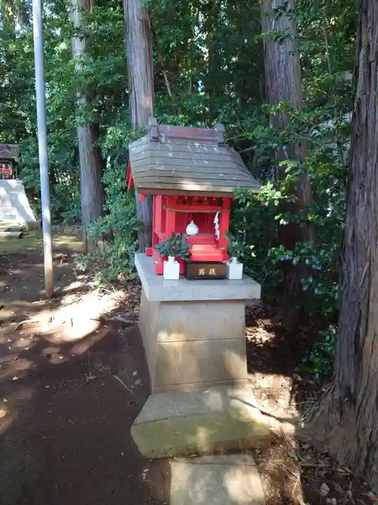 西堀氷川神社の末社・摂社