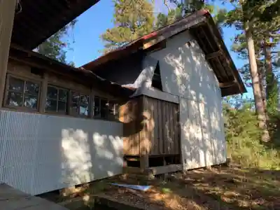 下諏訪神社の本殿・本堂