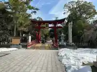 氣比神宮の{uncategorized: "未分類", other: "その他", undefined: "問題あり", building: "その他建物", grave: "お墓", sacred_gate: "鳥居", guardian: "狛犬", statue: "像", buddha: "仏像", history: "歴史", nature: "自然", garden: "庭園", animal: "動物", pagoda: "塔", temizu: "手水舎", mountain_gate: "山門・神門", sanctuary: "本殿・本堂", subordinate: "末社・摂社", art: "芸術", scenery: "景色", jizo: "地蔵", ema: "絵馬", goshuin: "御朱印", omikuji: "おみくじ", items: "授与品その他", amulet: "お守り", goshuincho: "御朱印帳", eats: "食事", festival: "お祭り", votive_dance: "神楽", shichigosan: "七五三参", wedding: "結婚式", experience: "体験その他", initially: "初詣", around: "周辺", anti_infection: "感染症対策"}