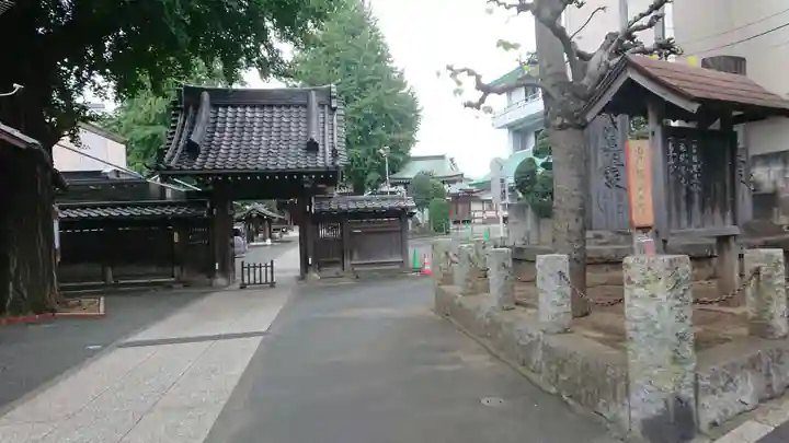 正覚寺の山門・神門