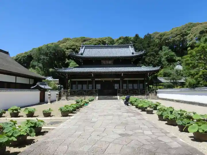 萬福寺の本殿・本堂